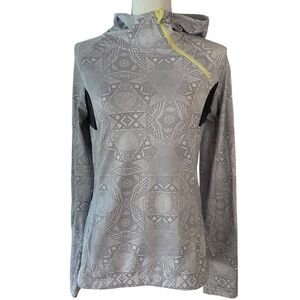 Mondetta Hooded Asymmetrical Workout Jacket.  Size M